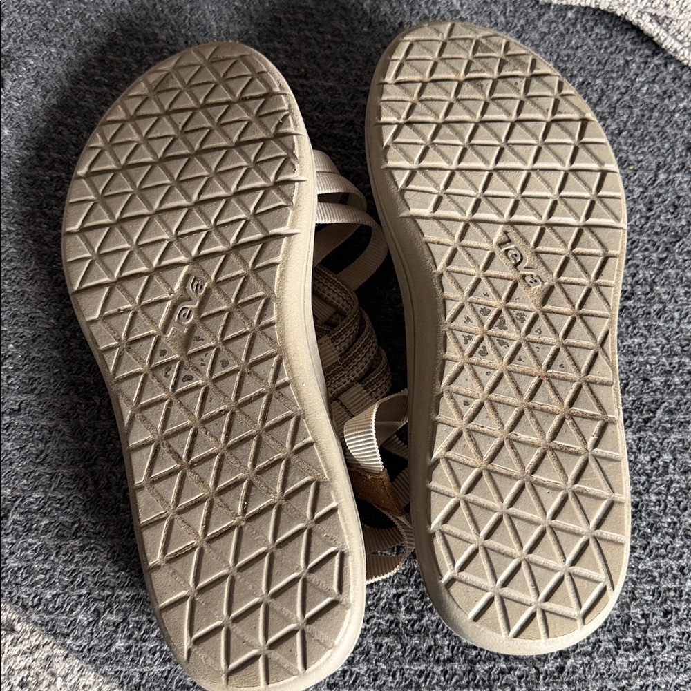 TEVA VOYA STRAPPY SANDALS SZ 9 - Picture 6 of 9